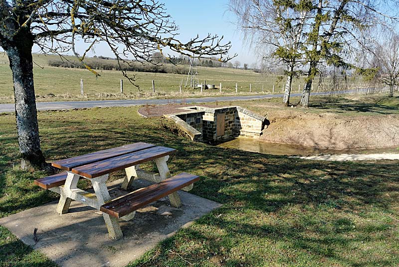 Aire de pique-nique de la source de la Meuse