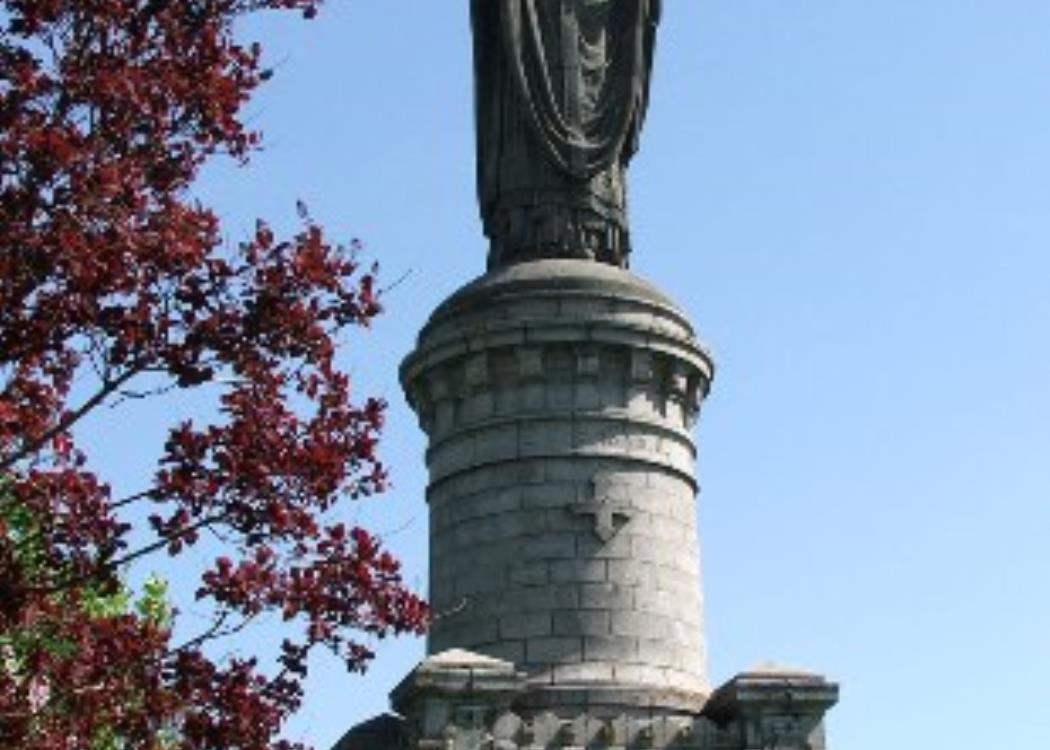 Statue du Pape Urbain II - Châtillon sur Marne