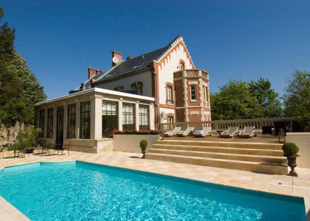 VUE EXTERIEURE VUE EXTERIEURE