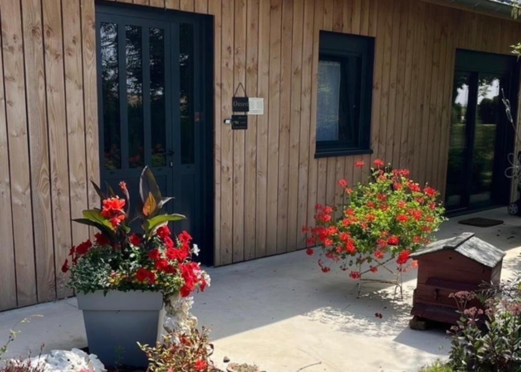 L'Abeille champenoise L'Abeille champenoise