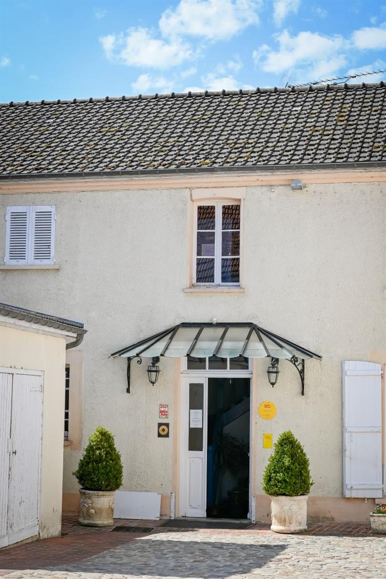 chambres-d-hotes-champagne-guy-charbaut @ Studio Gaillot