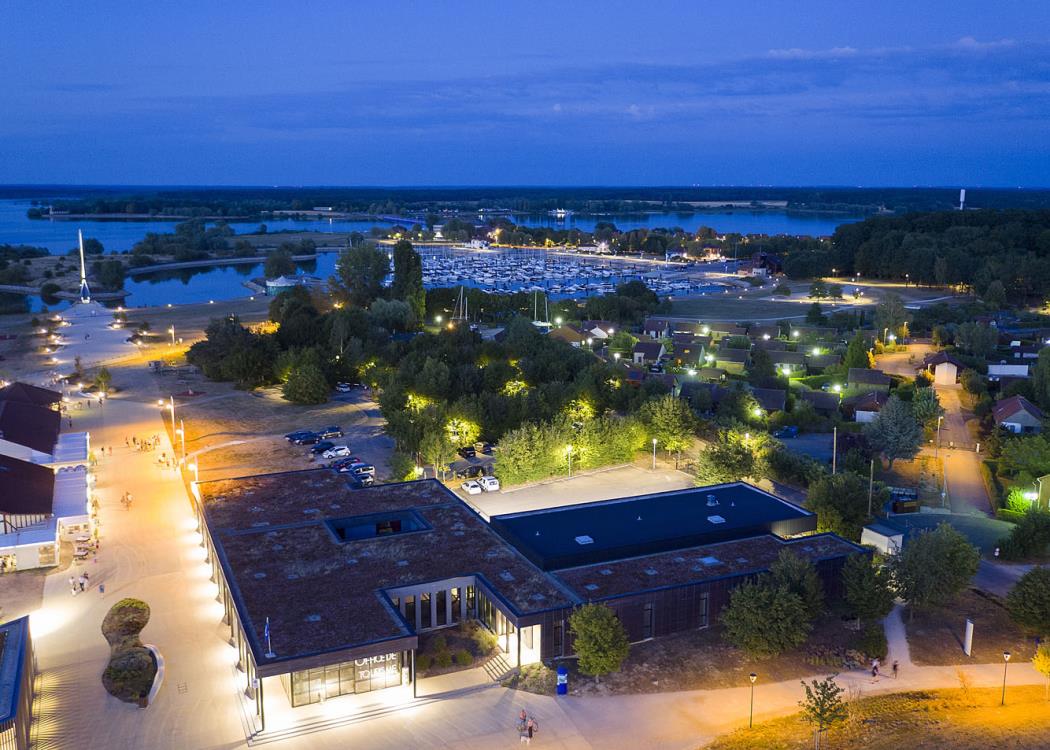 Lac du Der-Station Nautique de nuit-2018-Pascal Bourguignon Collection Lac du Der Lac du Der-Station Nautique de nuit-2018-Pascal Bourguignon Collection Lac du Der