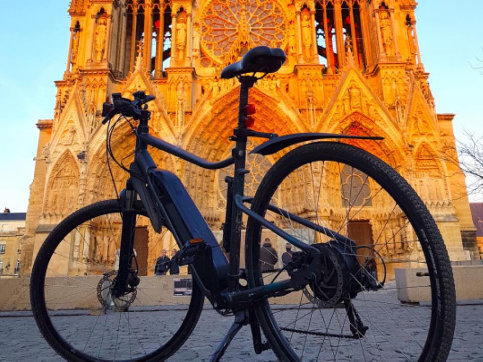 e-bike-tours-reims-son-histoire-ses-parcs-et-jardins-3bdab