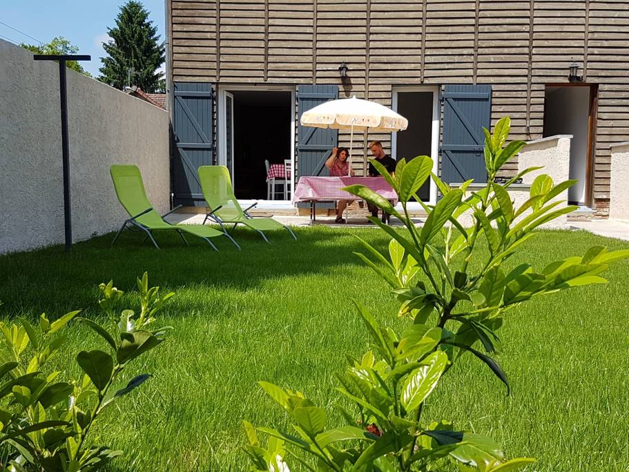 Aire de service et de stationnement / Camping de Luxémont