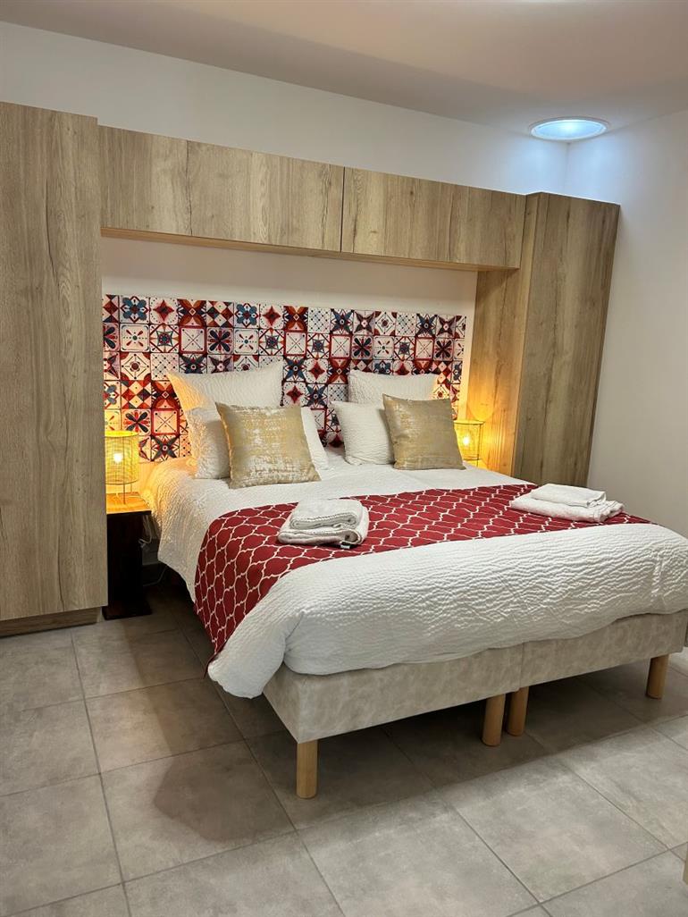 gite-la-belle-prise-matougues-chambre-double