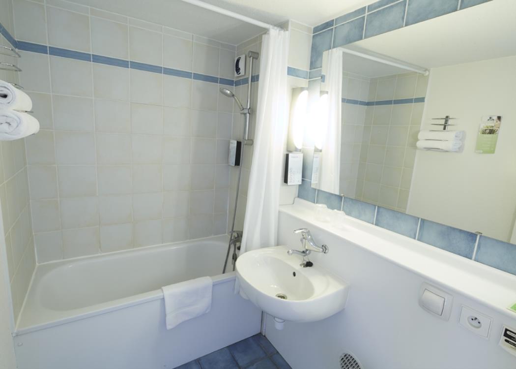 hotel-kyriad-chalons-en-champagne-salle-de-bains