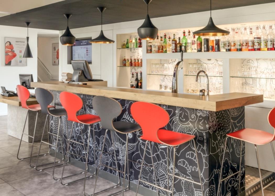 hotel-ibis-chalons-en-champagne-bar