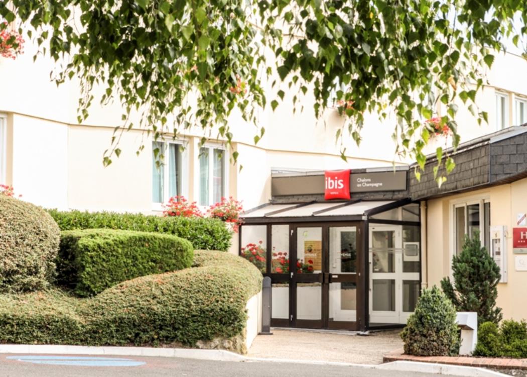 hotel-ibis-chalons-en-champagne-entree
