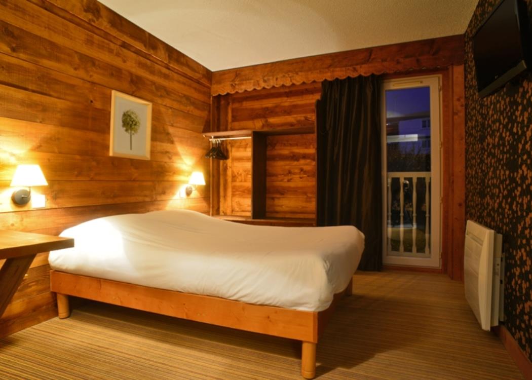 hotel-montreal-chalons-en-champagne-chambre-2