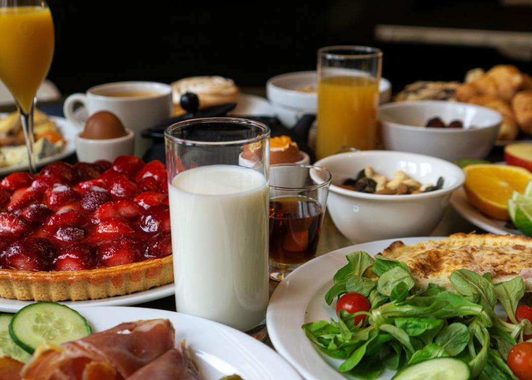 hotel-spa-le-renard-petit-dejeuner