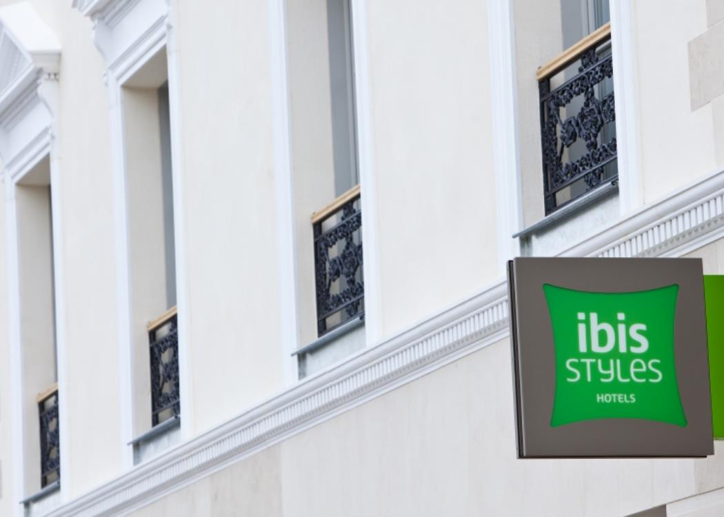 ibis-styles-chalons-centre-facade ibis-styles-chalons-centre-facade