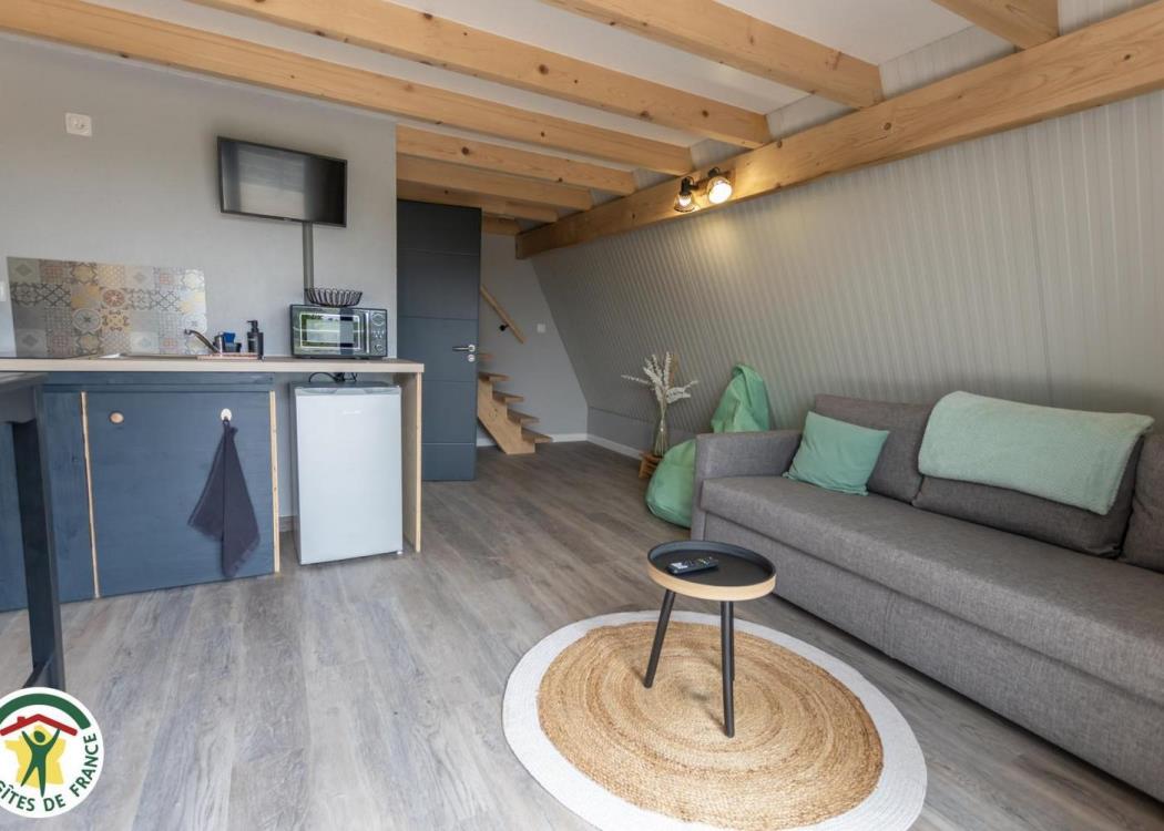 Lady Tipi 1 - Saint Utin Lady Tipi 1 - Saint Utin