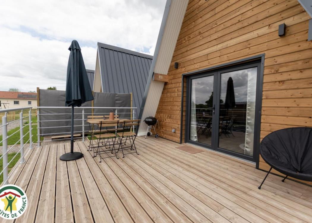 Lady Tipi 1 - Saint Utin Lady Tipi 1 - Saint Utin