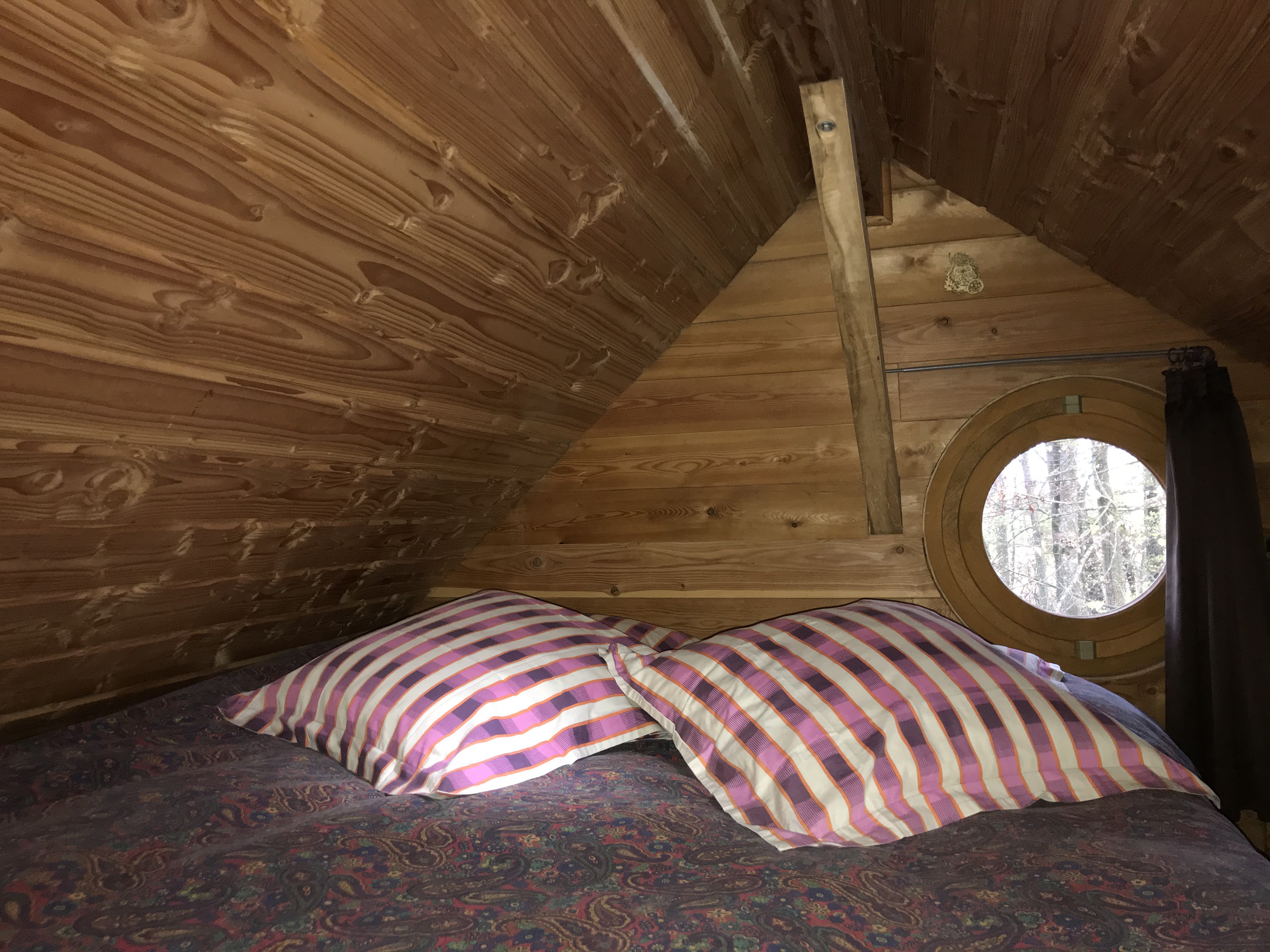 lit king size - photo Ch. Pinteaux