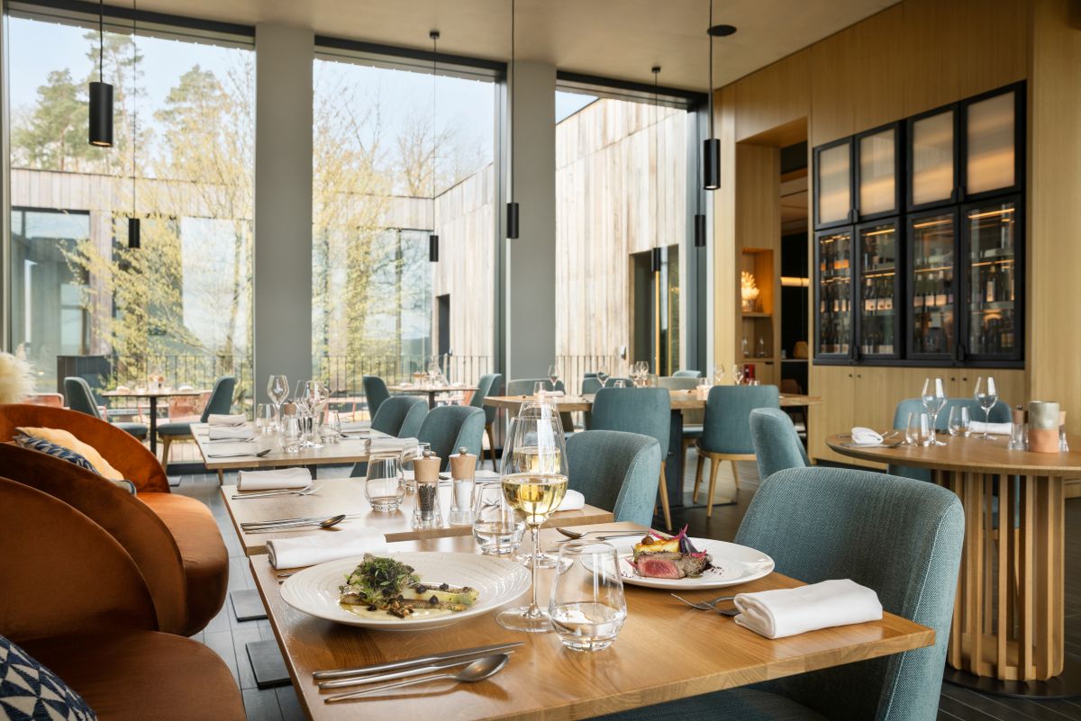 Chez L Restaurant