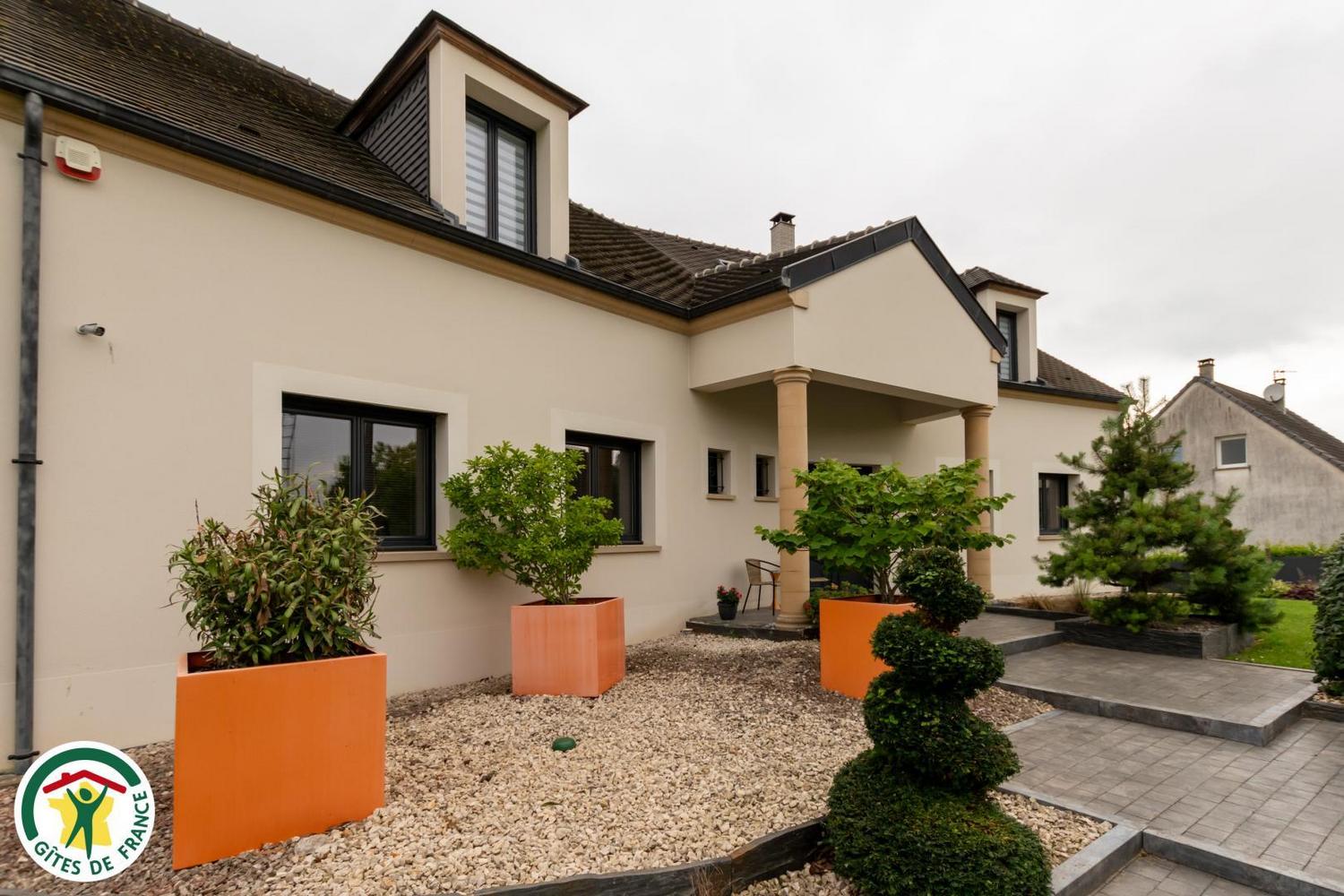 Les Deux Piliers - Courthiézy - Gites de France Marne