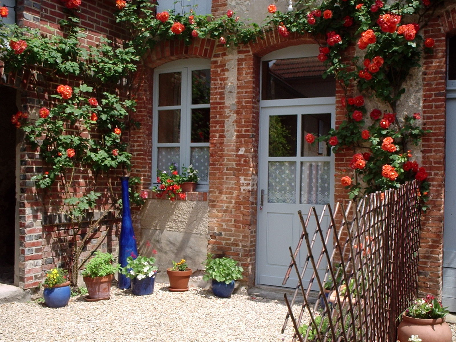 Chez L Restaurant