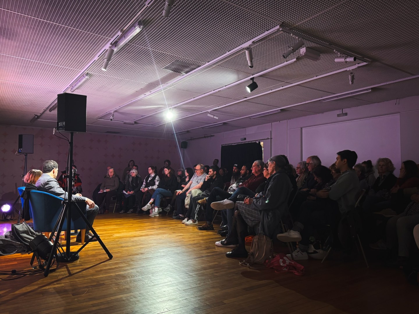 Regards croisés Autour du spectacle À la renverse - Comédie - CDN de Reims