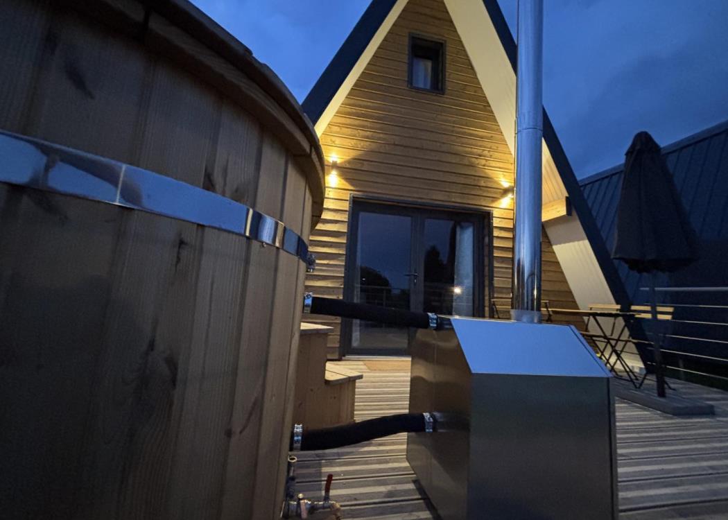 Lady Tipi 1 - Saint Utin Lady Tipi 1 - Saint Utin