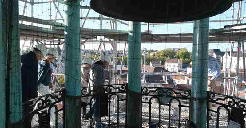 Visite, l’hôtel de ville en chantier : splendeur retrouvée des toitures