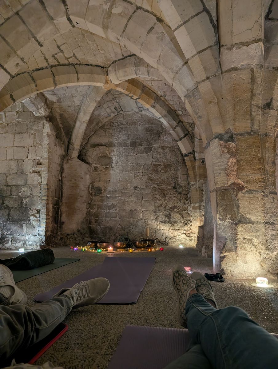 voyage-sonore-bols-tibetains-caves-medievales-chalons-en-champagne-2 - OT Châlons